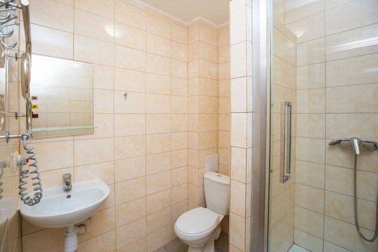 Bathroom, Blum Hotel, L'vivs'ka