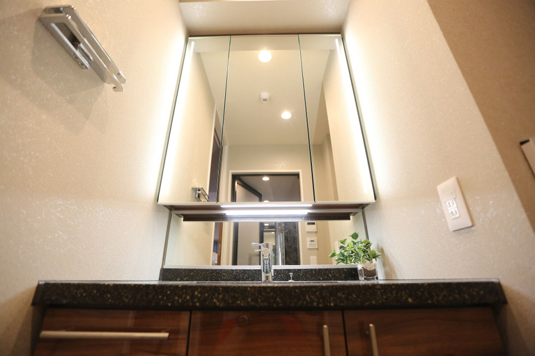 Bathroom 4, Hotel Donmai, Fukuoka