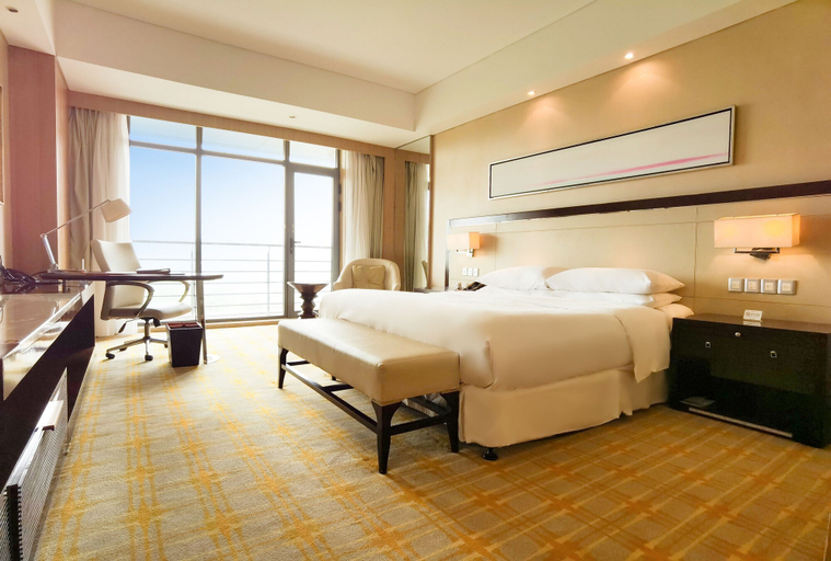 Bedroom 4, Sheraton Qinhuangdao Beidaihe Hotel, Qinhuangdao