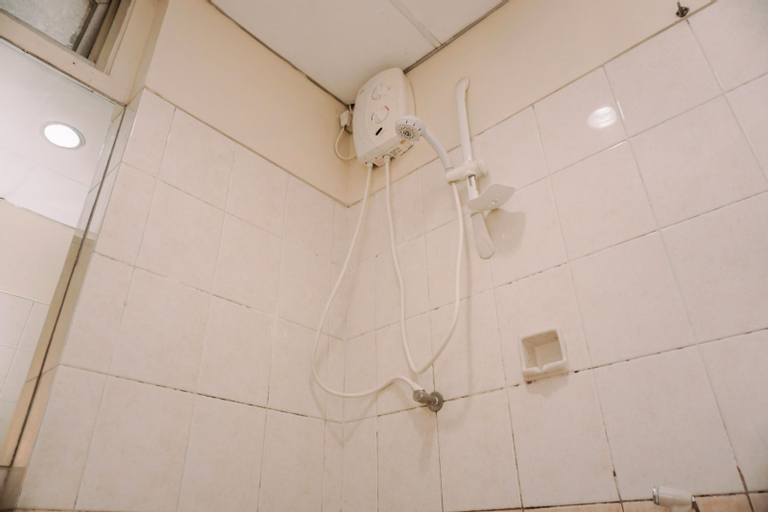 Bathroom 4
