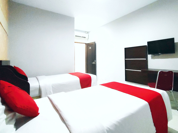Bedroom 2, Lucky Inn & Cafe, Makassar