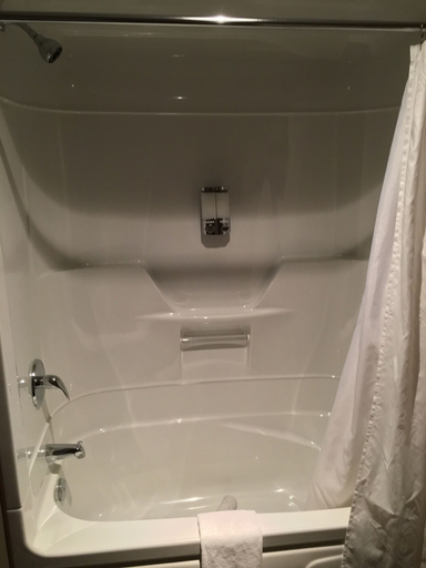 Bathroom 4, Hôtel du Fjord, Le Fjord-du-Saguenay