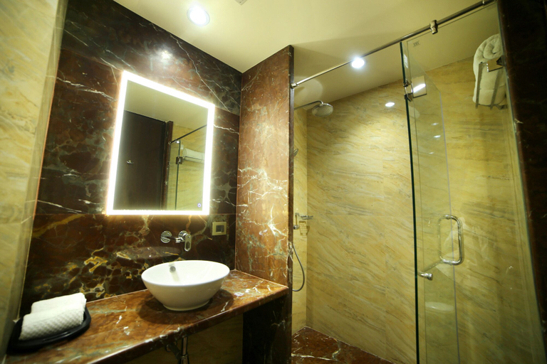 Bathroom 4, Golden Blossom Imperial Resorts, Barabanki