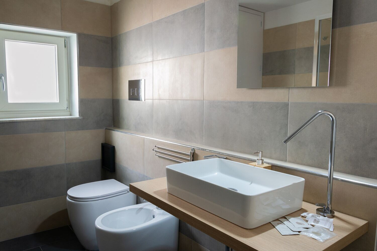 Bathroom 4, Piazza Florio Rooms, Palermo