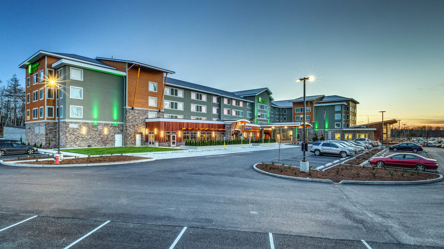 Exterior & Views 2, Holiday Inn & Suites BELLINGHAM by IHG, Whatcom
