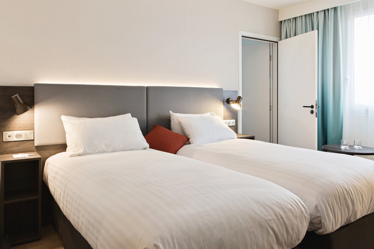 Bedroom 4, Holiday Inn TOULON - CITY CENTRE by IHG, Var