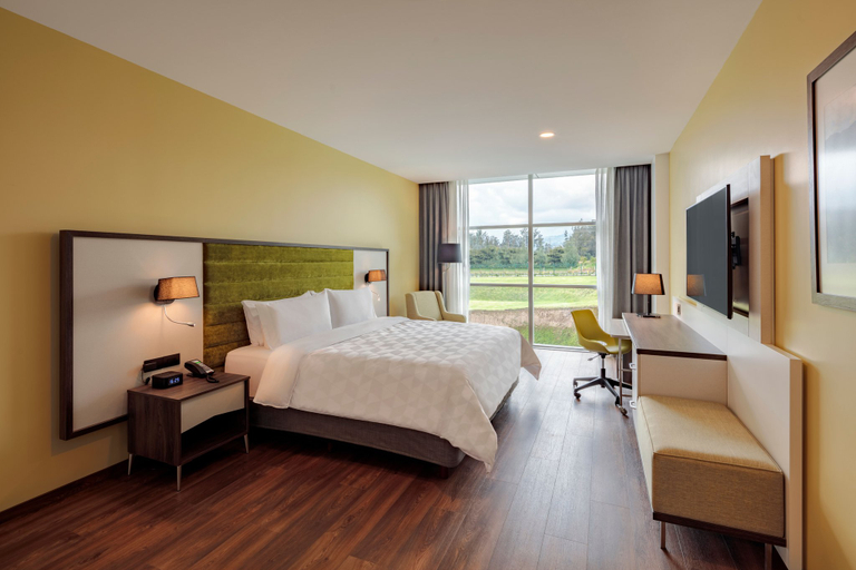Bedroom 3, Holiday Inn QUITO AIRPORT by IHG, Quito