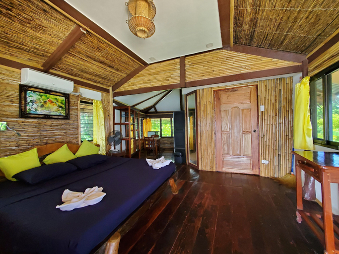 Bedroom 3, Patrick's on the Beach, General Luna
