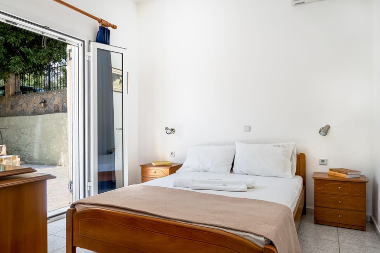 Bedroom 3, Mamas Villa, Crete