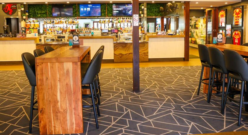Food & Drinks 5, Park Beach Hotel Motel, Coffs Harbour - Pt A