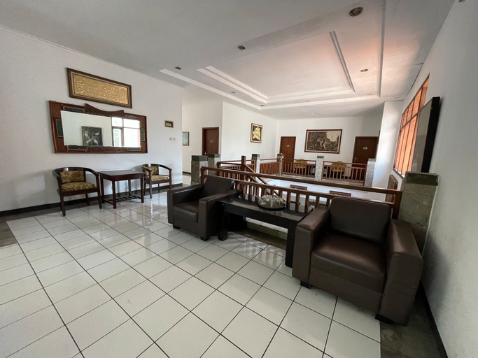 Others 3, Hotel Gegerkalong Asri, Bandung