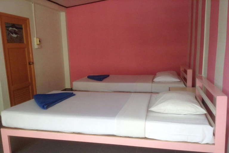 Bedroom 5, Phi Phi Inn, Mueang Krabi