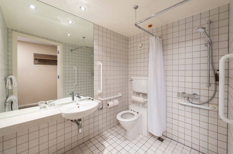 Bathroom 4, Holiday Inn YORK CITY CENTRE by IHG, York