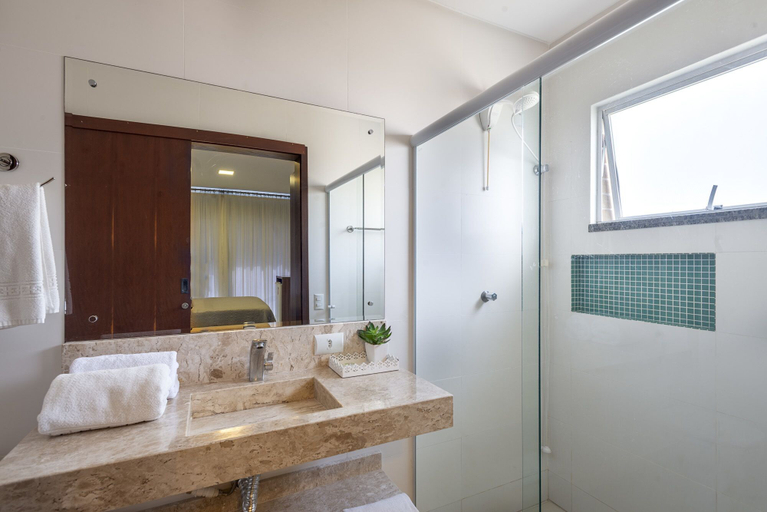 Bathroom 3, Residencial Onda Azul, Bombinhas