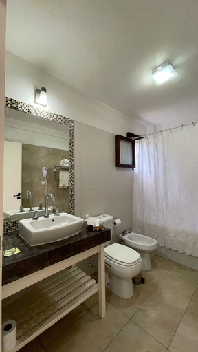 Bathroom 5, Posada de los Poetas Hotel Boutique, Capital
