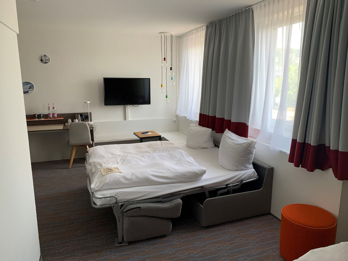 Bedroom 4, Vienna House Easy by Wyndham Amberg, Amberg