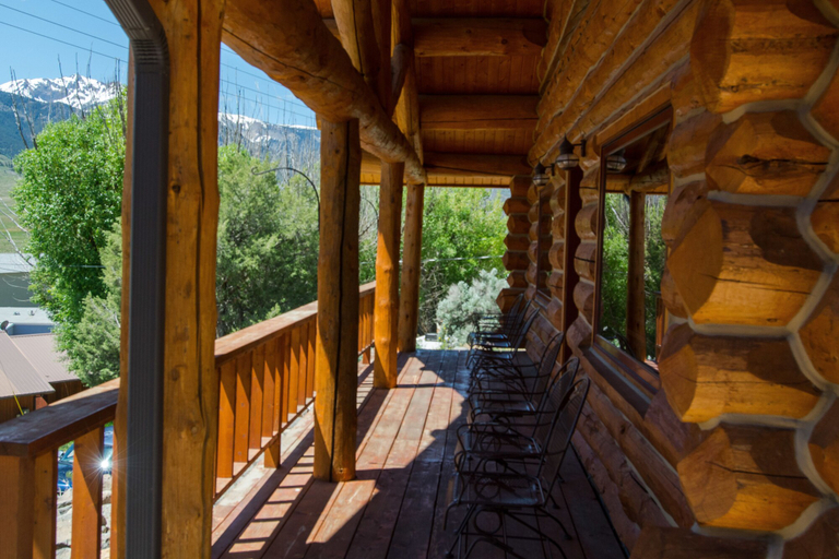 Others 5, The Roosevelt Hotel - Yellowstone, Park