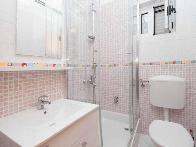 Bathroom 3, Apartments Antonio, Tučepi