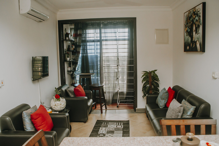 Others 5, Stunning 2-bed Apartment in Dar es Salaam, Kinondoni