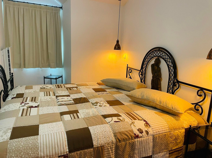 Bedroom 3, Casa Guardião, Chaves