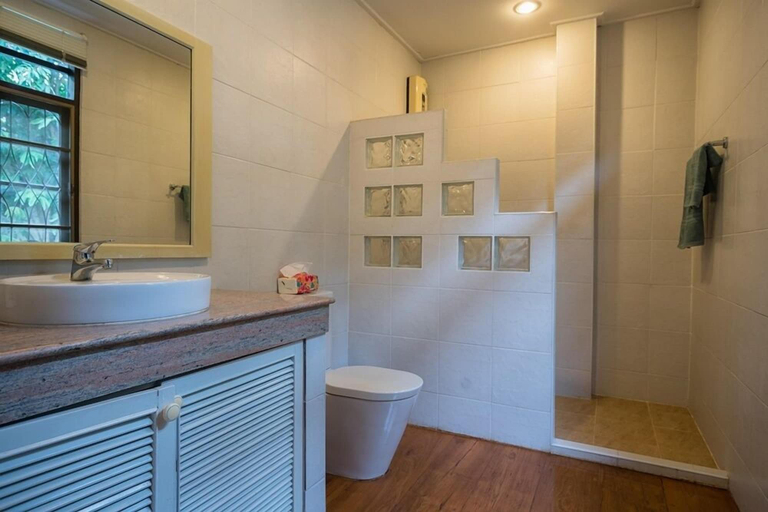 Bathroom 4, A Taste of Europe in Chiang Mai, Muang Chiang Mai