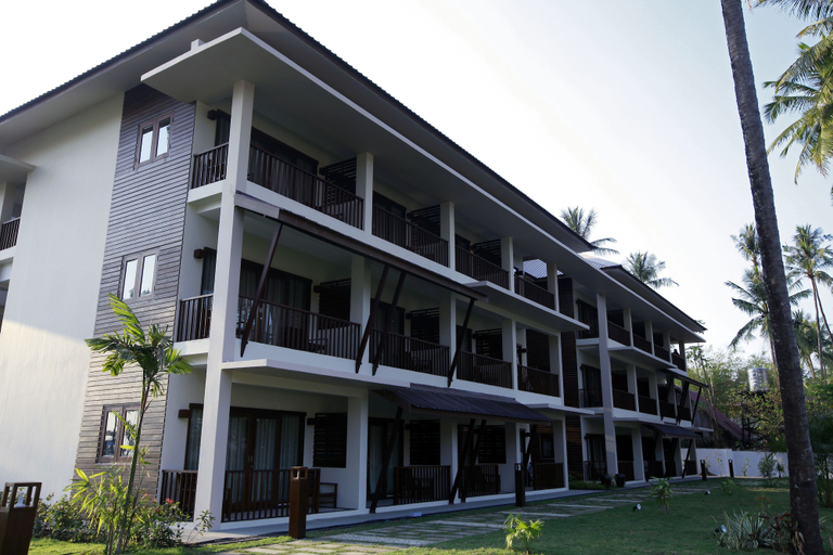 Exterior & Views 2, Eskala Hotels & Resorts Ngwe Saung, Bassein
