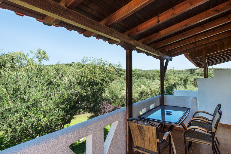 Others 5, Koroni Village, Peloponnese