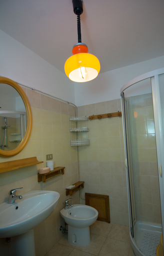 Bathroom, Casa Dentice, Sassari