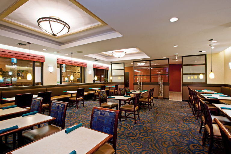 Food & Drinks 2, Holiday Inn & Suites WINNIPEG-DOWNTOWN by IHG, Division No. 11