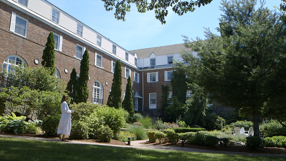 Exterior & Views 2, The Spa at Norwich Inn, New London