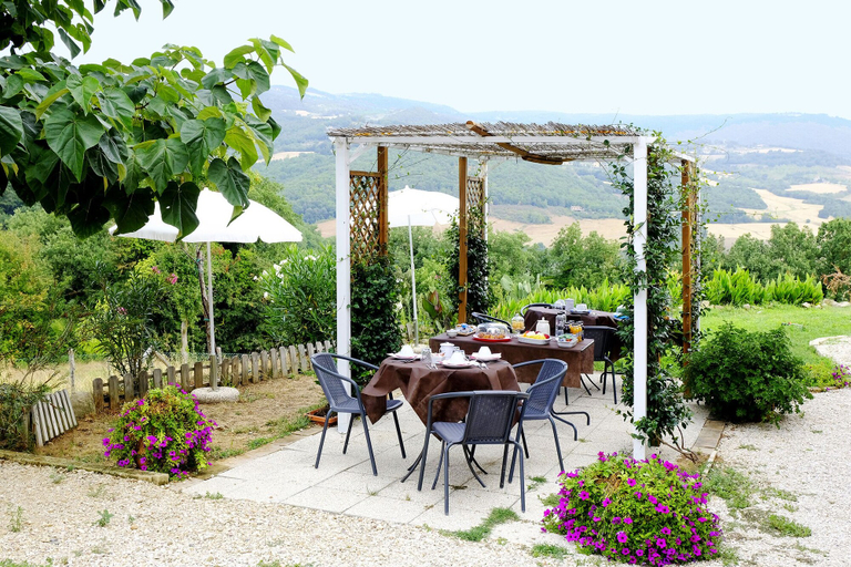 Others 5, Casale Le Orme, Perugia