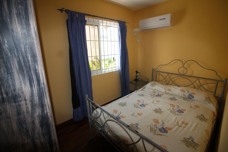 Bedroom 2, Residence du Recif