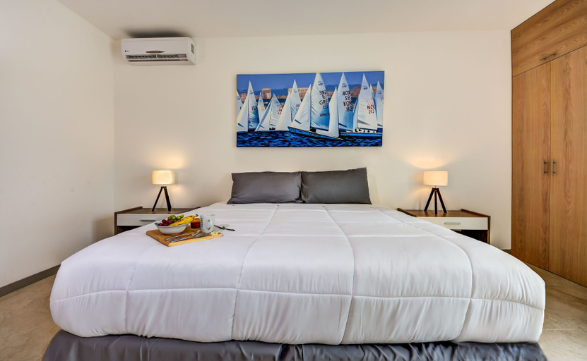 Bedroom 2, Atthakan 3 bedroom apartment sleeps 10, Cozumel