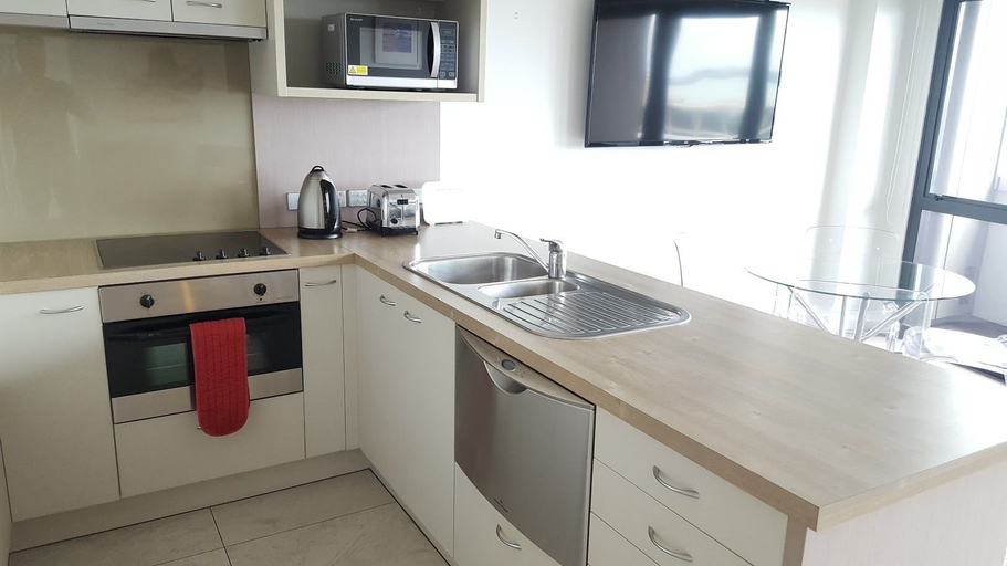 Others 5, Auckland Waterfront Executive Living, Waitakere