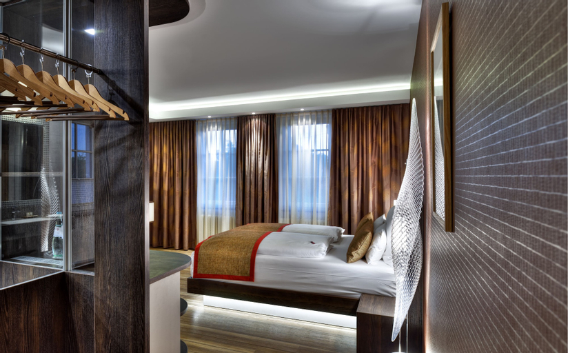 Bedroom 8