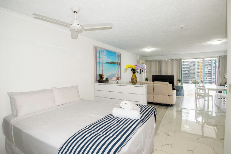 Bedroom 3, Equinox Resort, Gold Coast