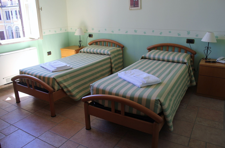 Bedroom 4, Casa Don Guanella, Varese