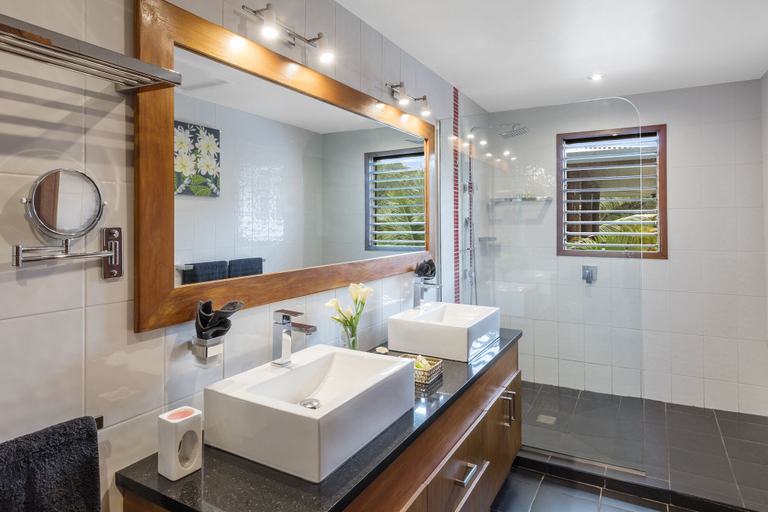Bathroom 4, Sea Winds Luxury Villas, Nadroga/Navosa