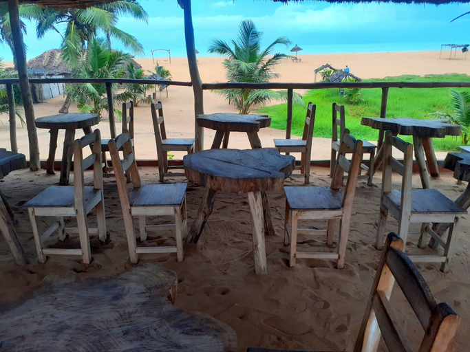Food & Drinks 4, Village Kirikou, Grand-Popo