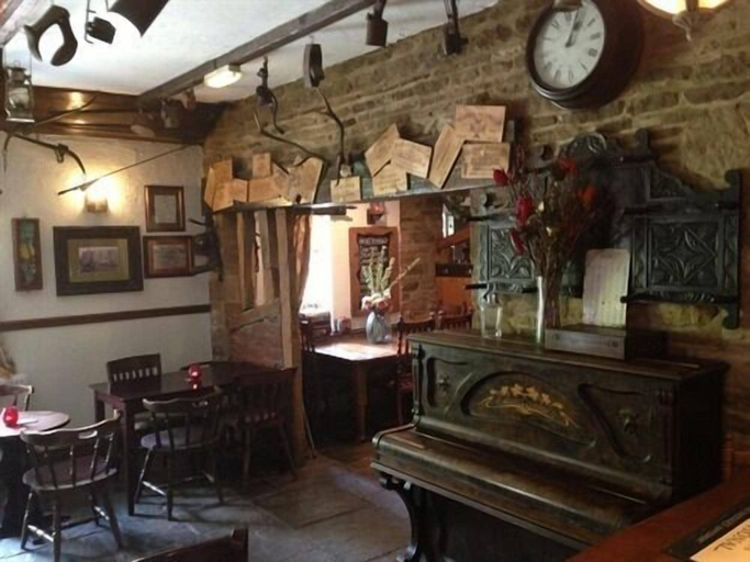 Food & Drinks, The Old Mill Knitsley, Durham