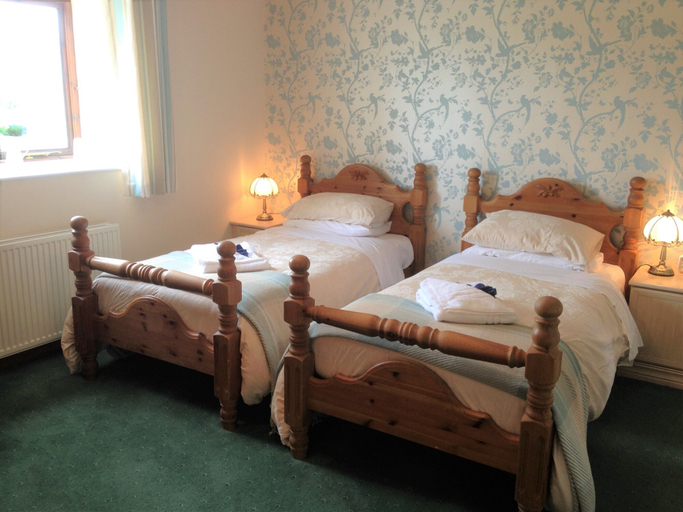 Bedroom 3, Double-gate Farm, Somerset
