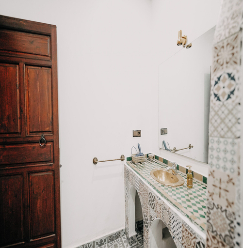Bathroom 3, Riad Karim, Marrakech