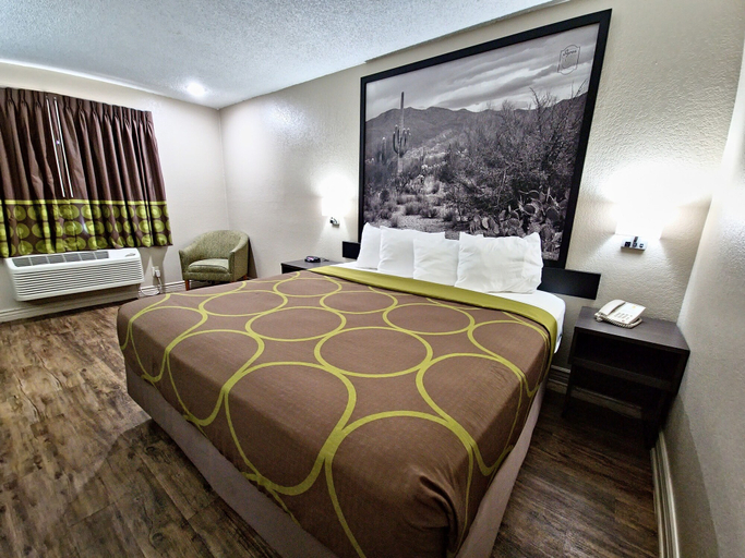 Bedroom 3, Super 8 by Wyndham Goodyear/Phoenix Area, Maricopa