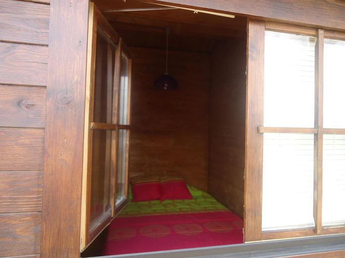 Bedroom 3, Monte do Azibo - Caravan Park, Macedo de Cavaleiros