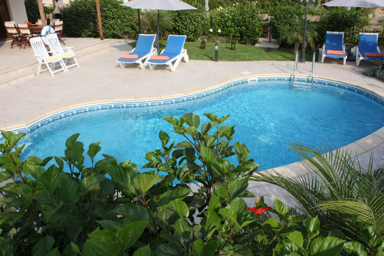Sport & Beauty 4, Vineland Bay Villas