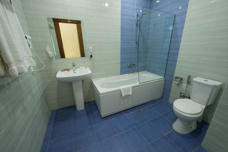 Bathroom 4, Baku İnn Hotel, Baku