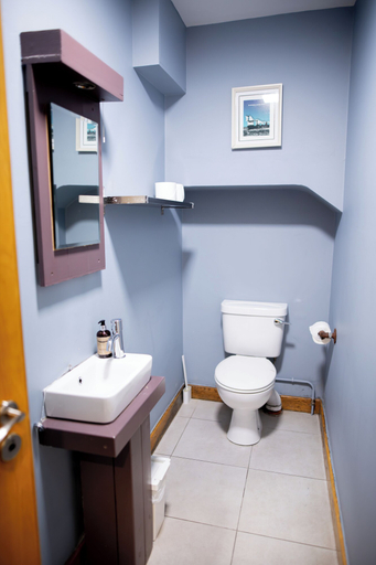 Bathroom 3, The Nest Boutique Hostel