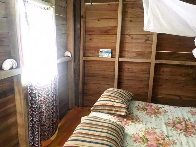 Bedroom 3, Sunrise Lagoon Homestay, Ba