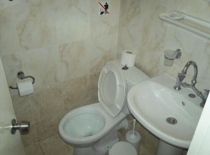 Bathroom, Valais Hotel, Ionian Islands