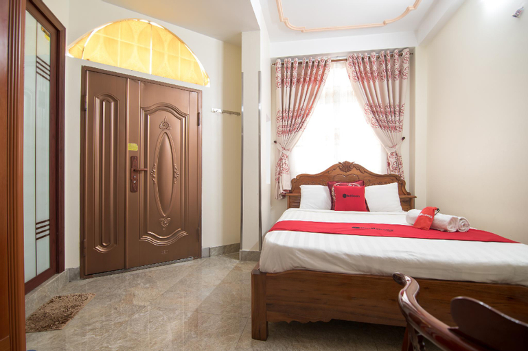 Bedroom 2, RedDoorz Plus near Nguyen Trai Street, Quận 1